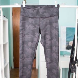 Black Camo athletic leggings